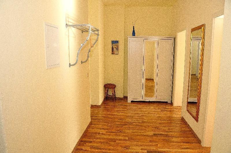Fewo-Dresden-Neustadt-Zentral-Preiswert-L5 Dış mekan fotoğraf